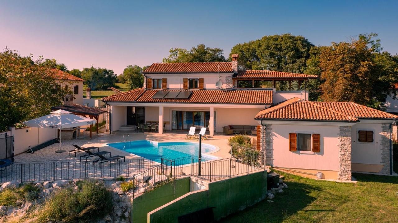 Villa Arton Heated Swimming-Pool Žminj Zewnętrze zdjęcie