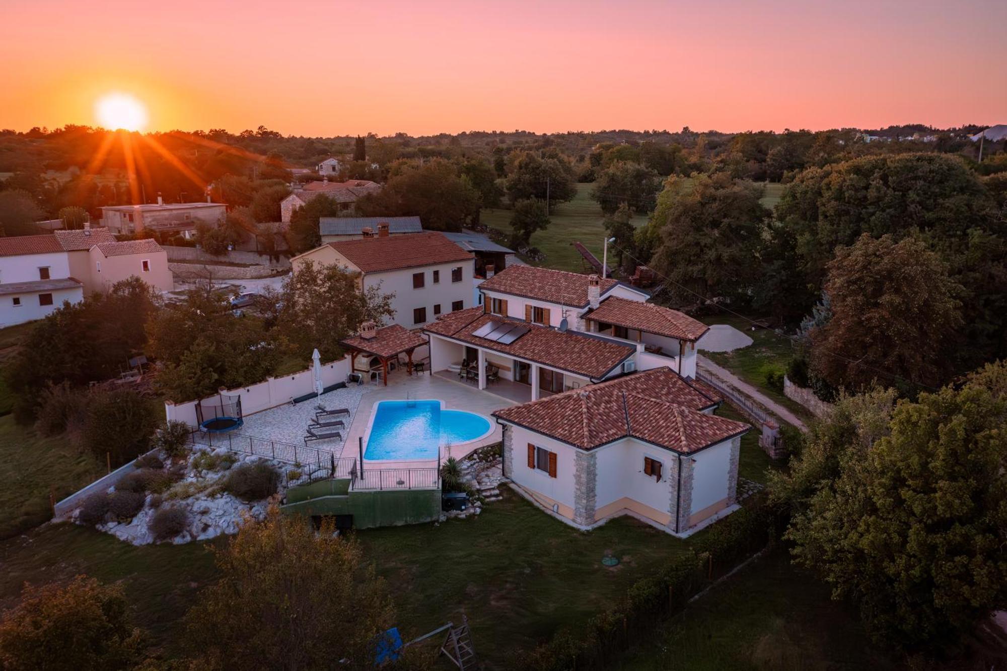 Villa Arton Heated Swimming-Pool Žminj Zewnętrze zdjęcie